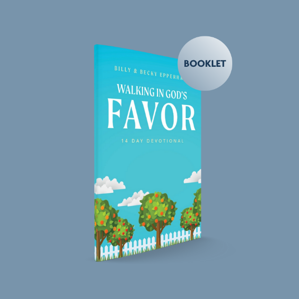 Run Your Race S3rr - Walking in God's Favor: 14 Day Devotional - Booklet